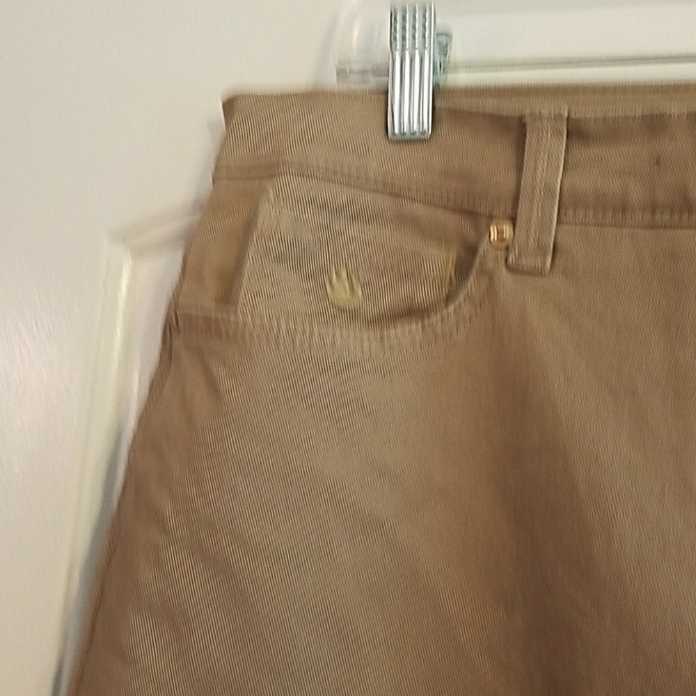Jeans - Picture 2 of 3